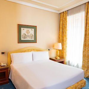 Camera con letto king size